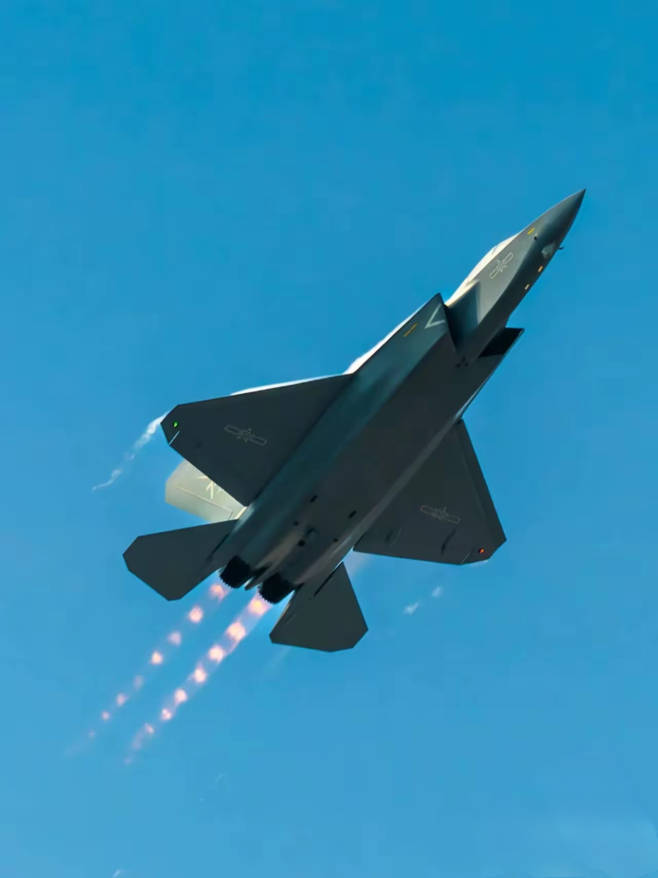 空军战机陷颓势，季后赛席位岌岌可危